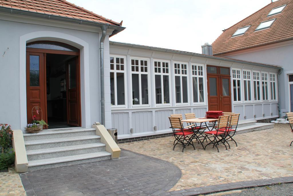 Gutshof Sagritz Hotell Golßen Exteriör bild